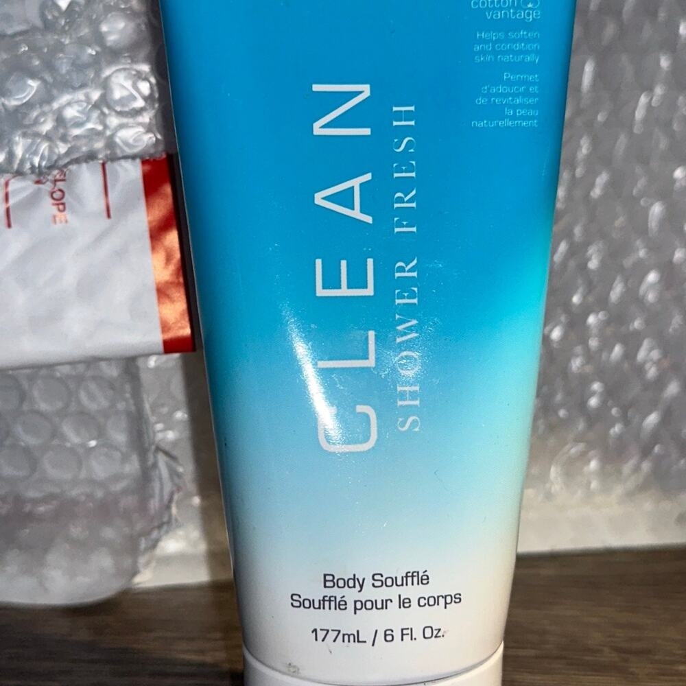 CLEAN Shower Fresh Body Souffle Moisturizer 6 Fl Oz 177mL Cotton Vantage Cream